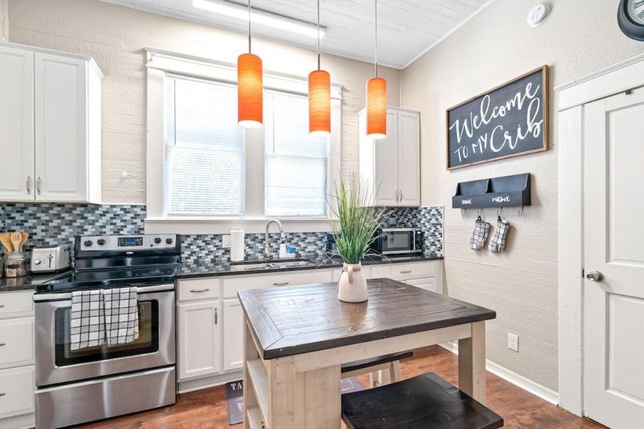 Charming And Historic Bungalow Near All Tampa Bagian luar foto